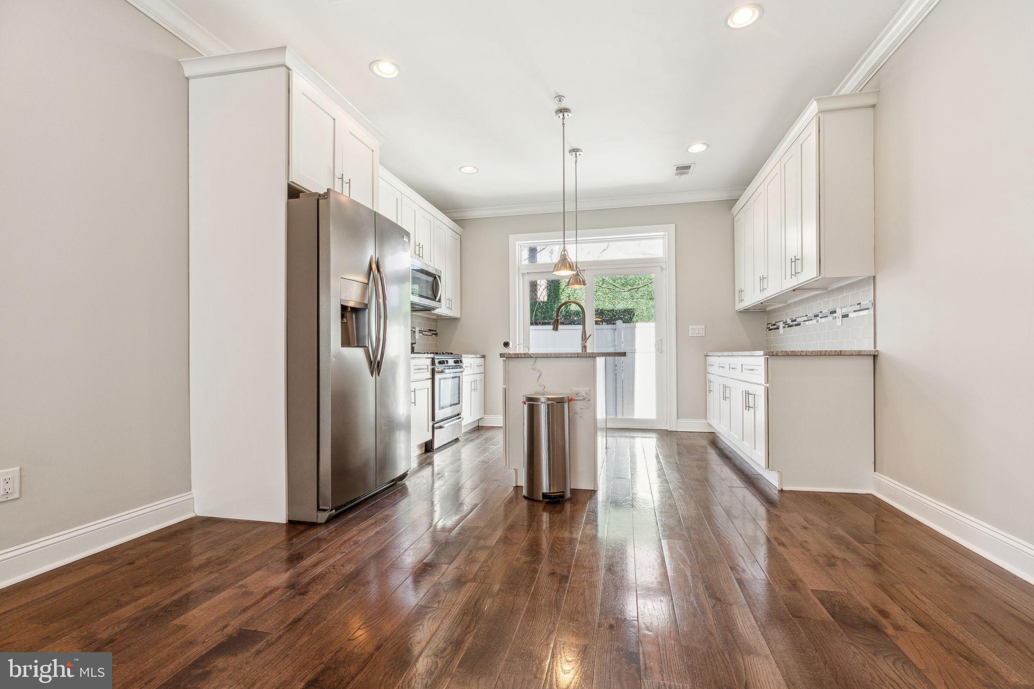 OLDE KENSINGTON - Residential