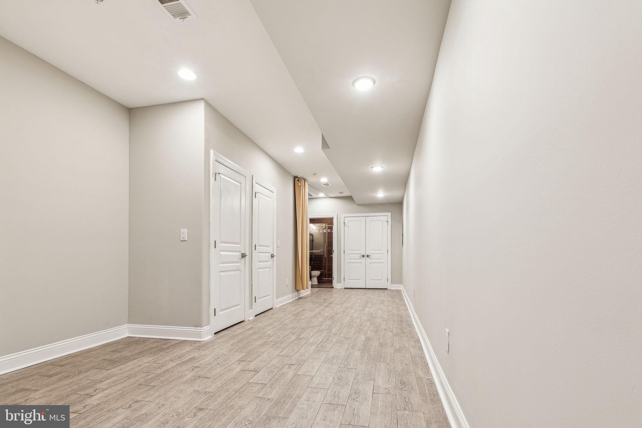 OLDE KENSINGTON - Residential