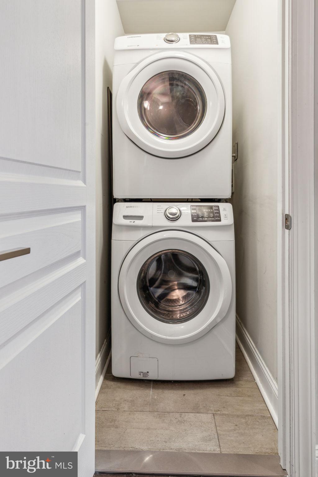 OLDE KENSINGTON - Residential