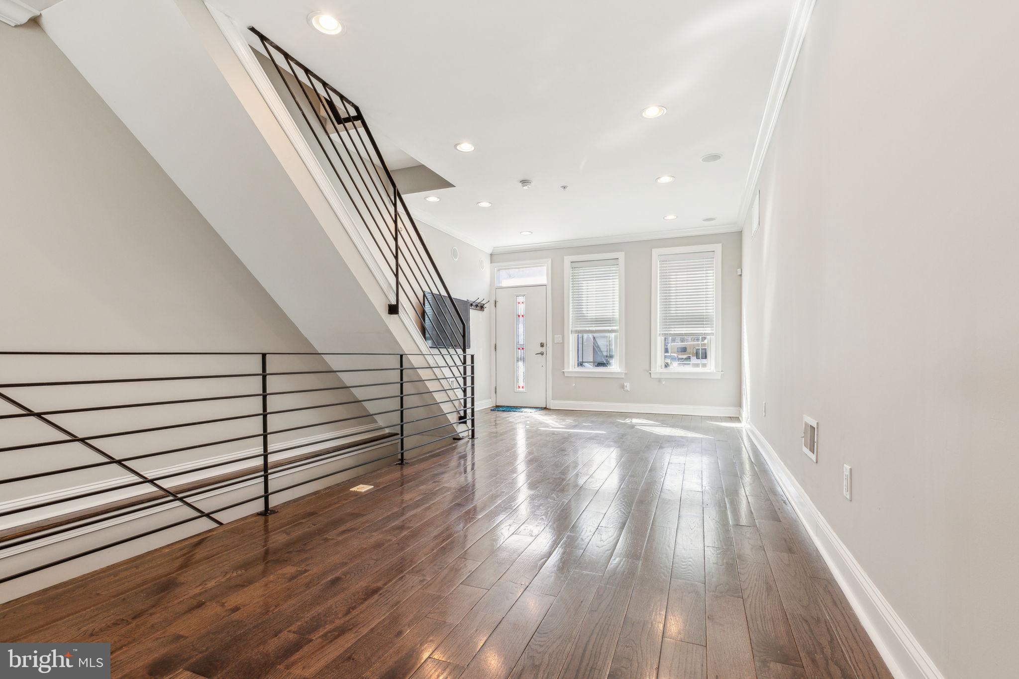 OLDE KENSINGTON - Residential