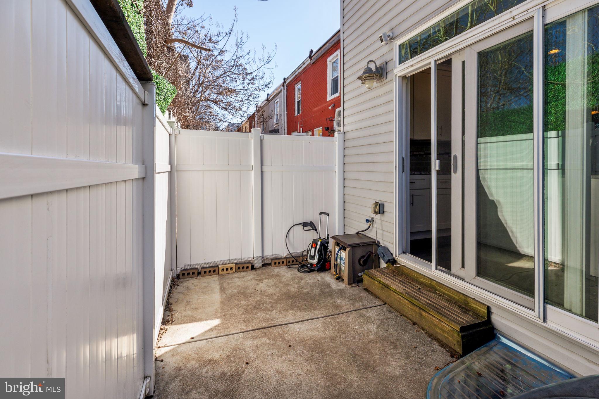 OLDE KENSINGTON - Residential