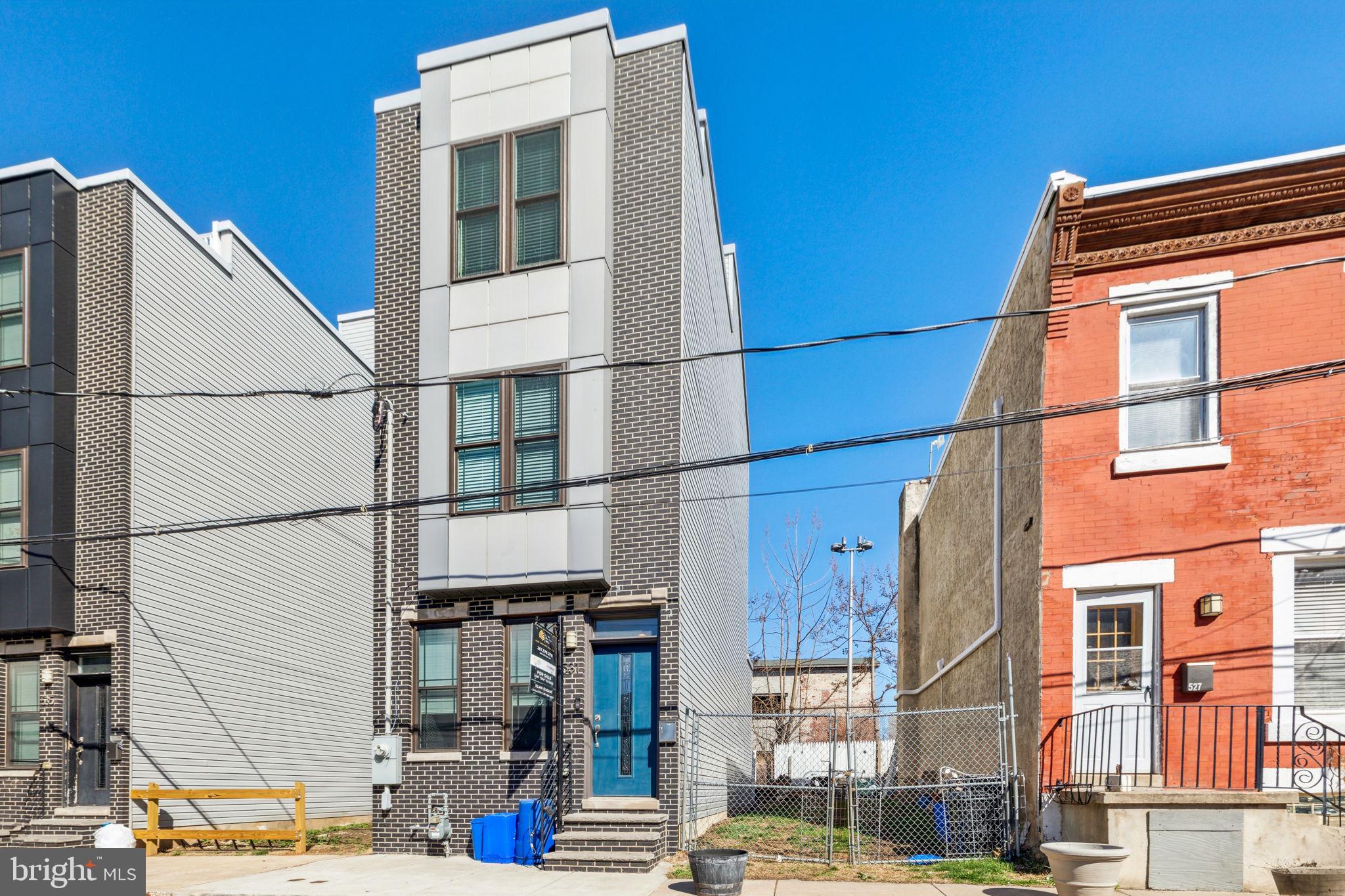 OLDE KENSINGTON - Residential