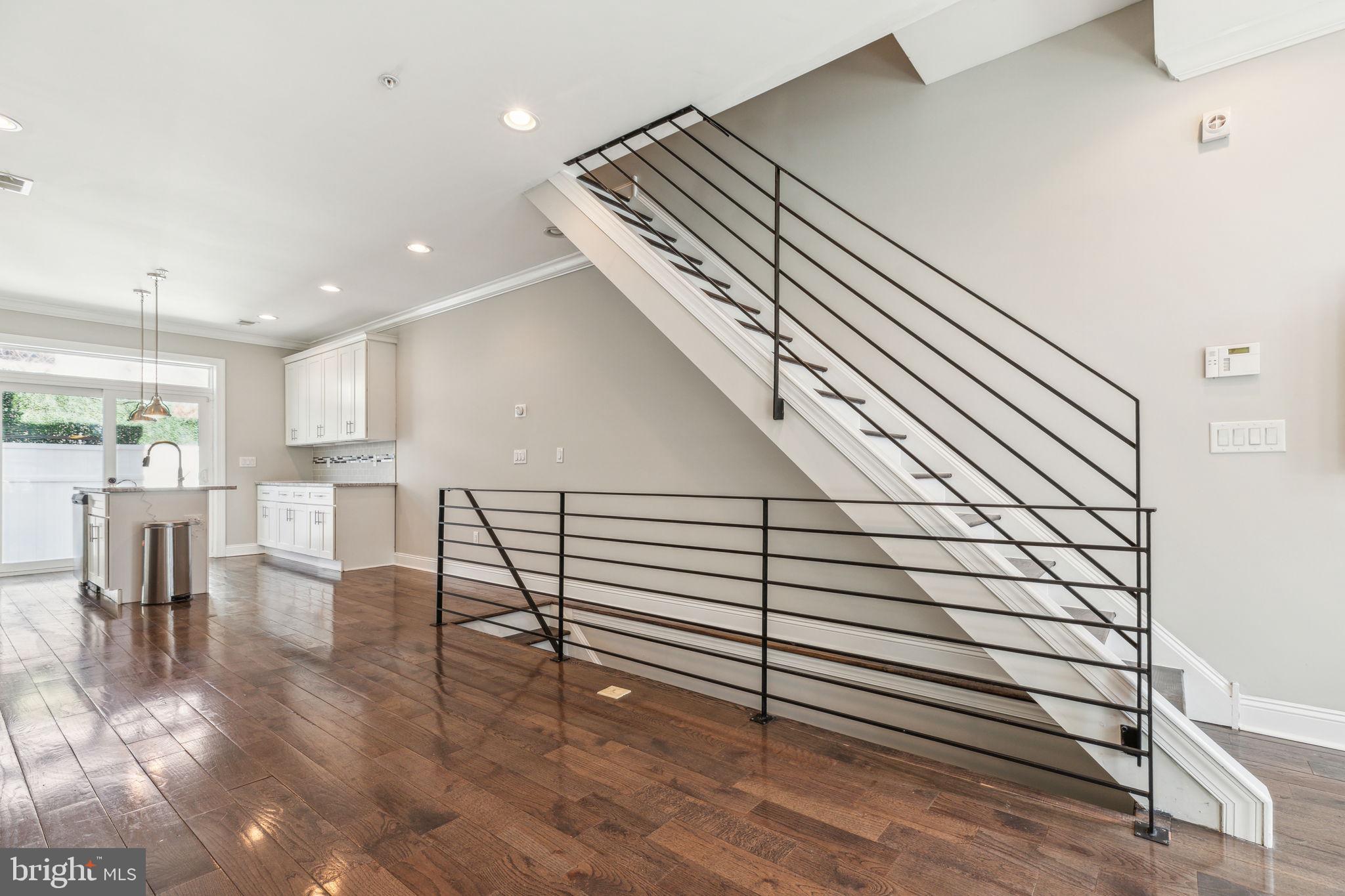 OLDE KENSINGTON - Residential