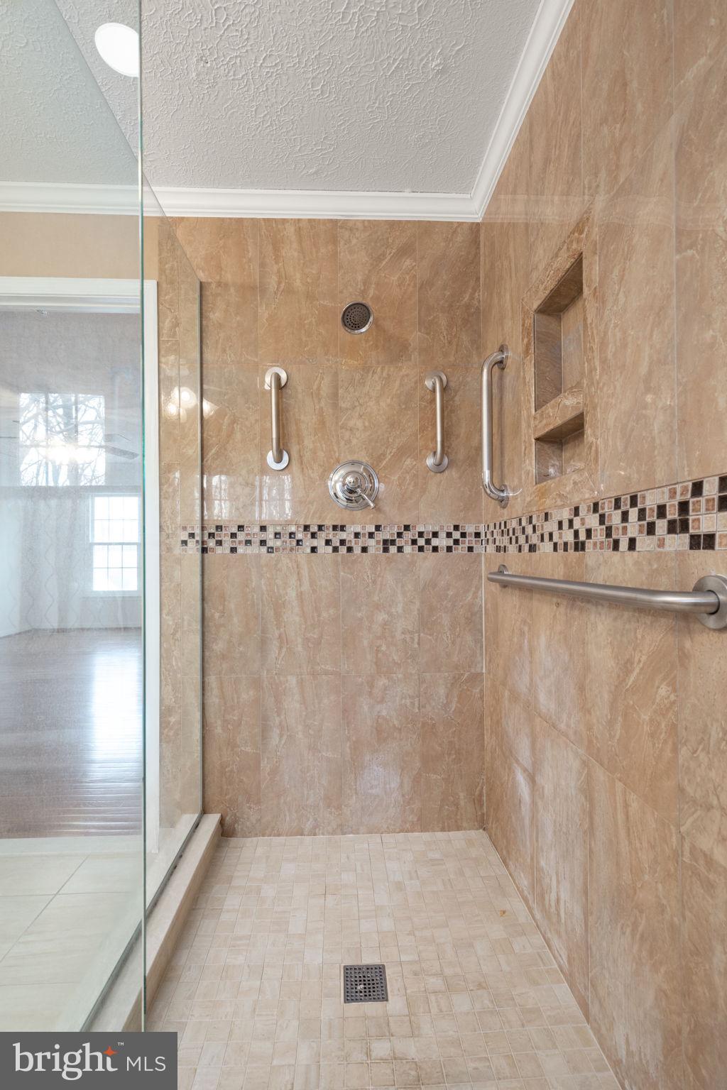 DURHAM MANOR - Residential