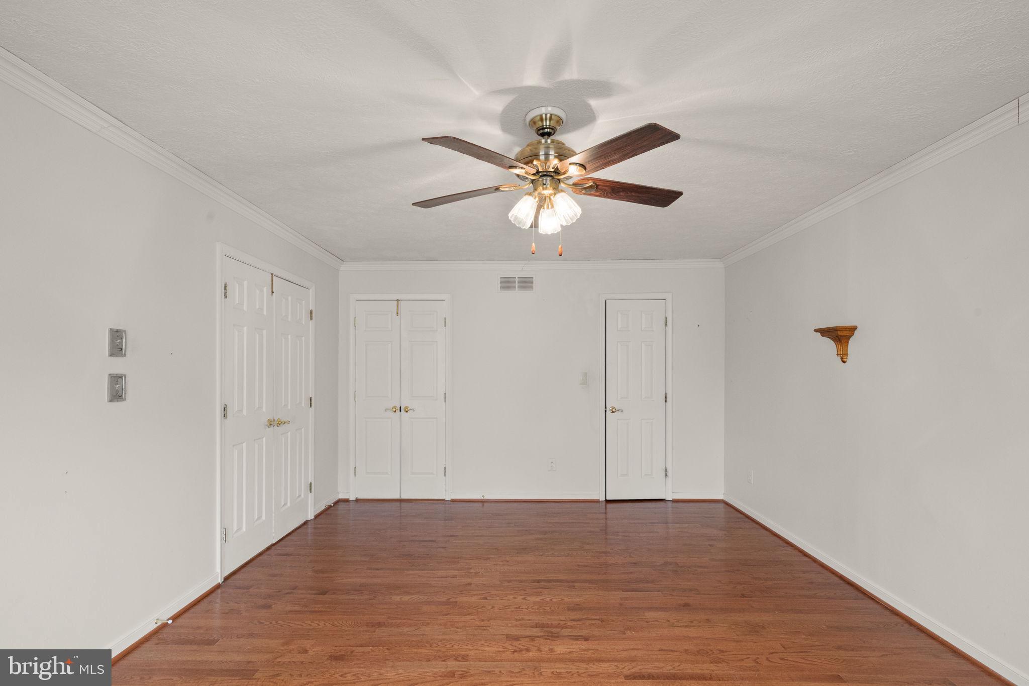 DURHAM MANOR - Residential