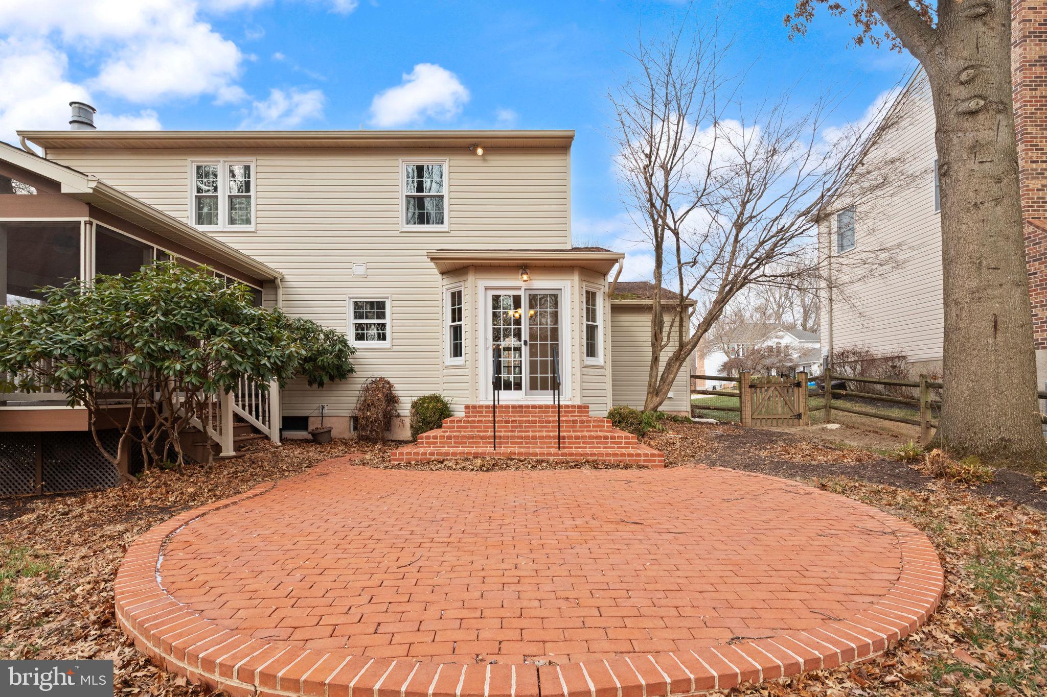 DURHAM MANOR - Residential