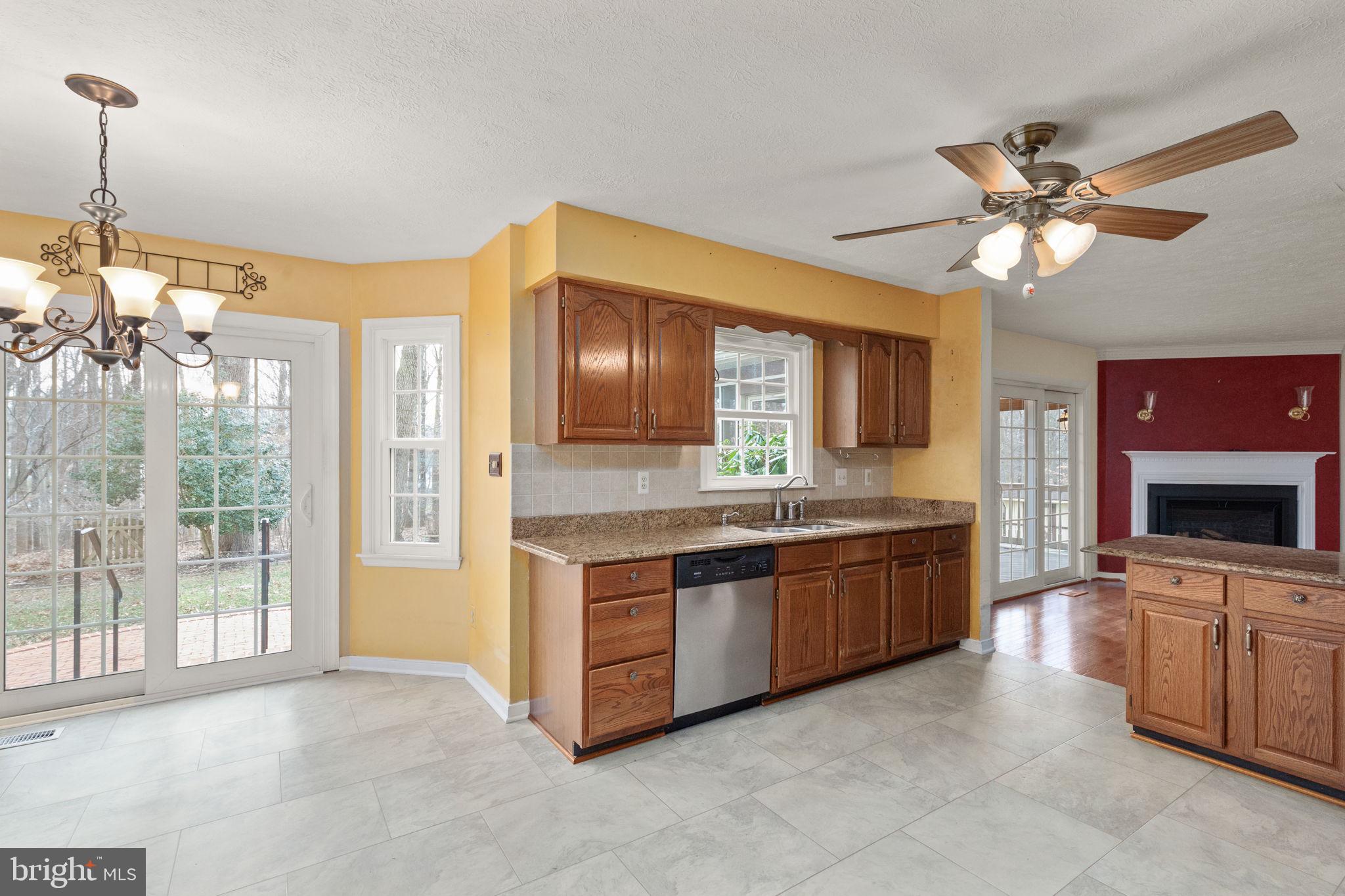 DURHAM MANOR - Residential