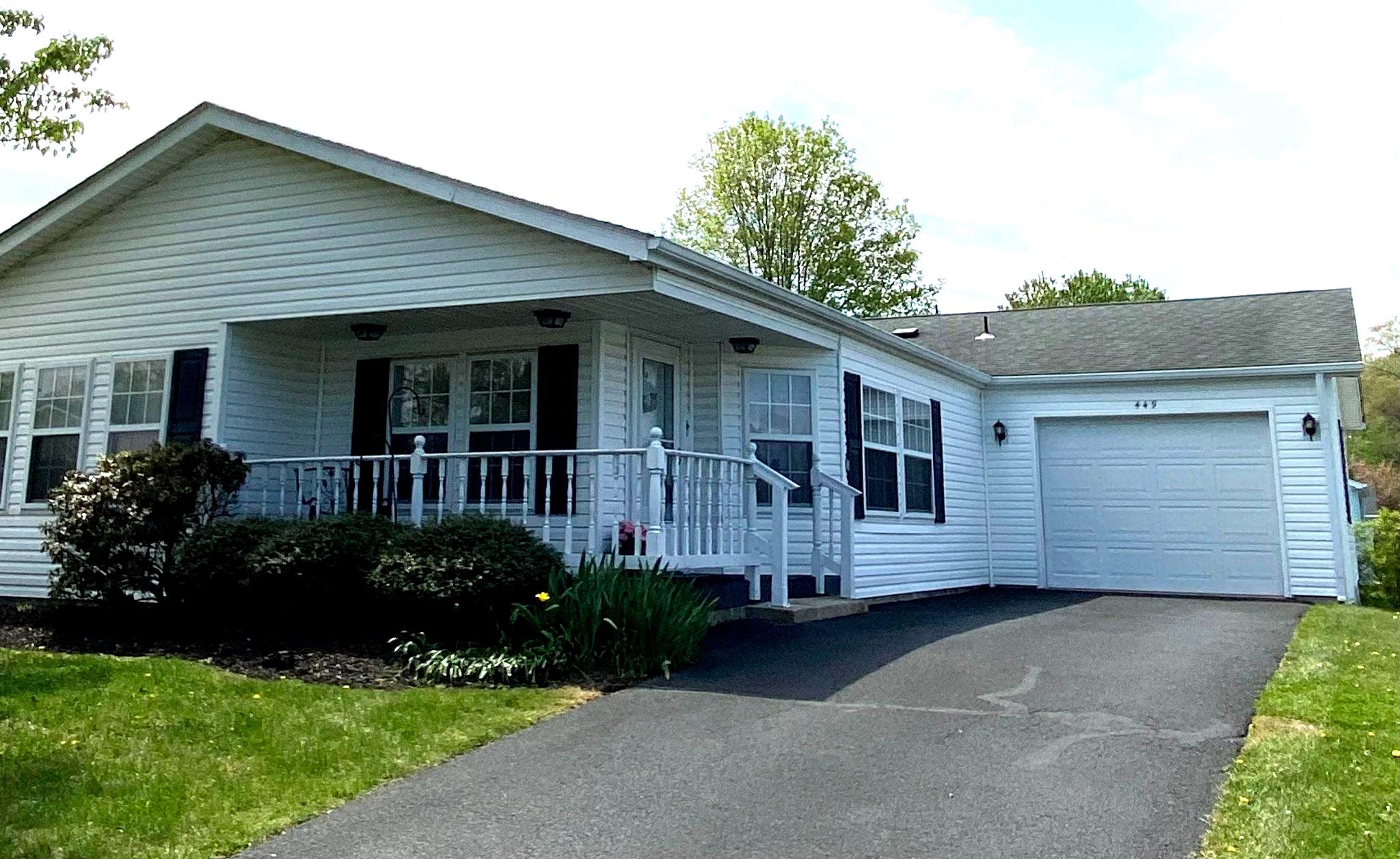 BUCKINGHAM SPRINGS - Residential