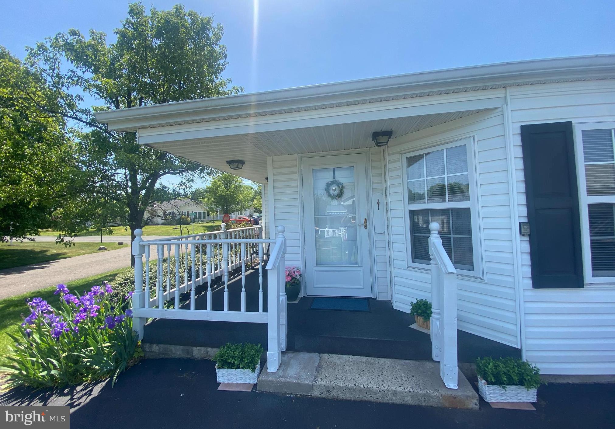 BUCKINGHAM SPRINGS - Residential