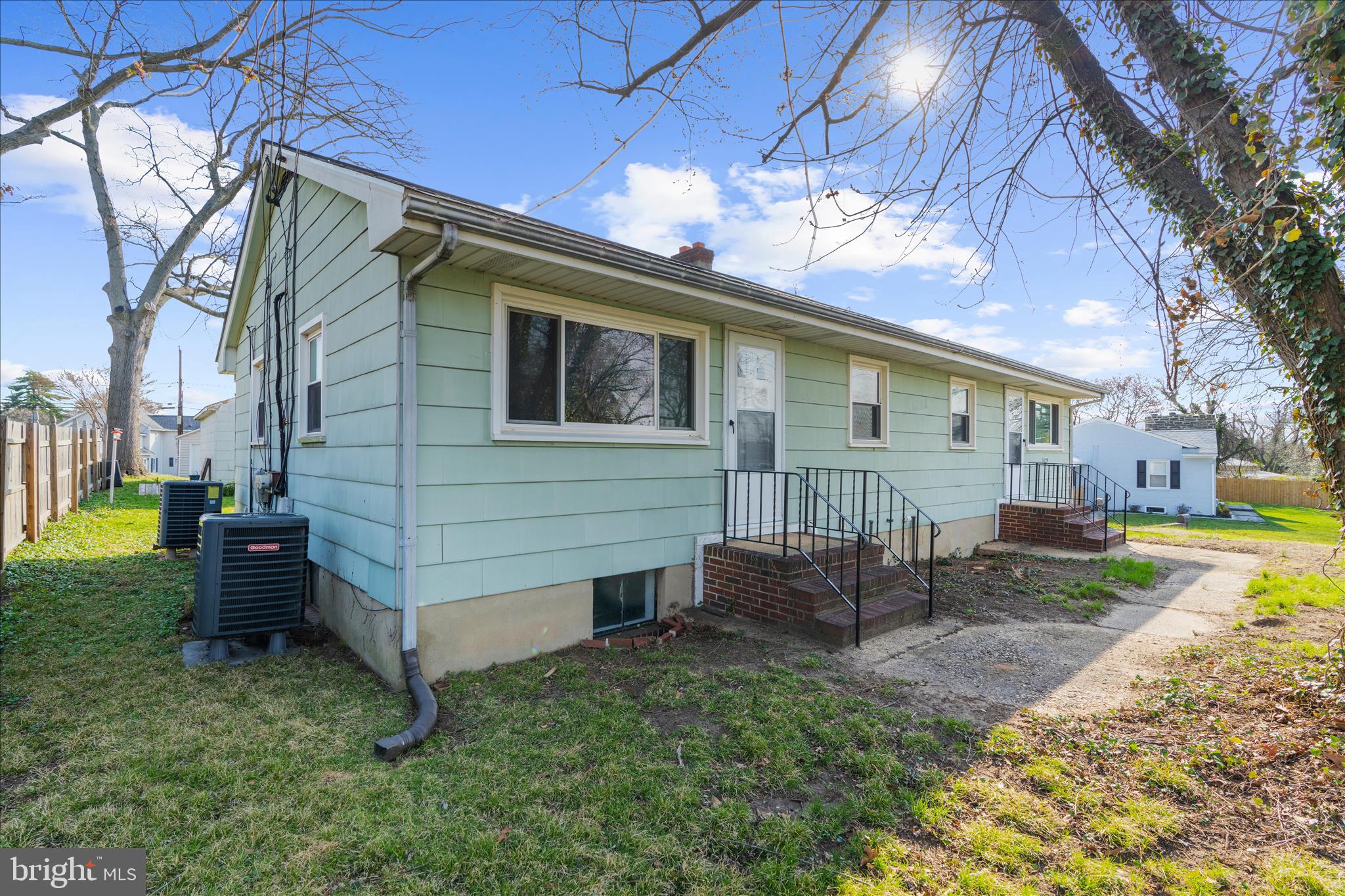 CLEARWATER BEACH - Residential Income