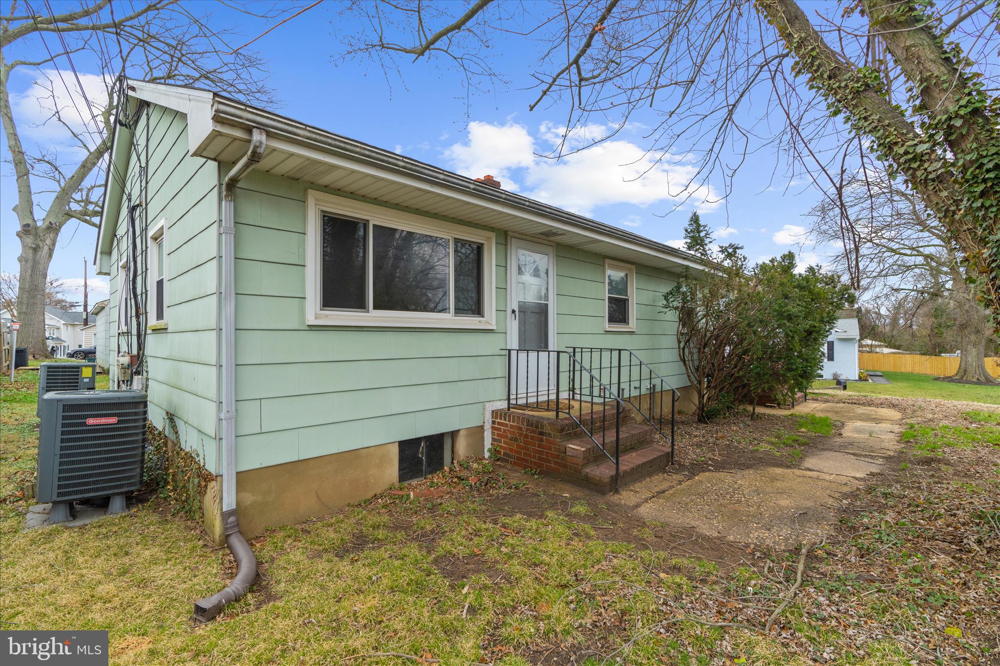 CLEARWATER BEACH - Residential Income