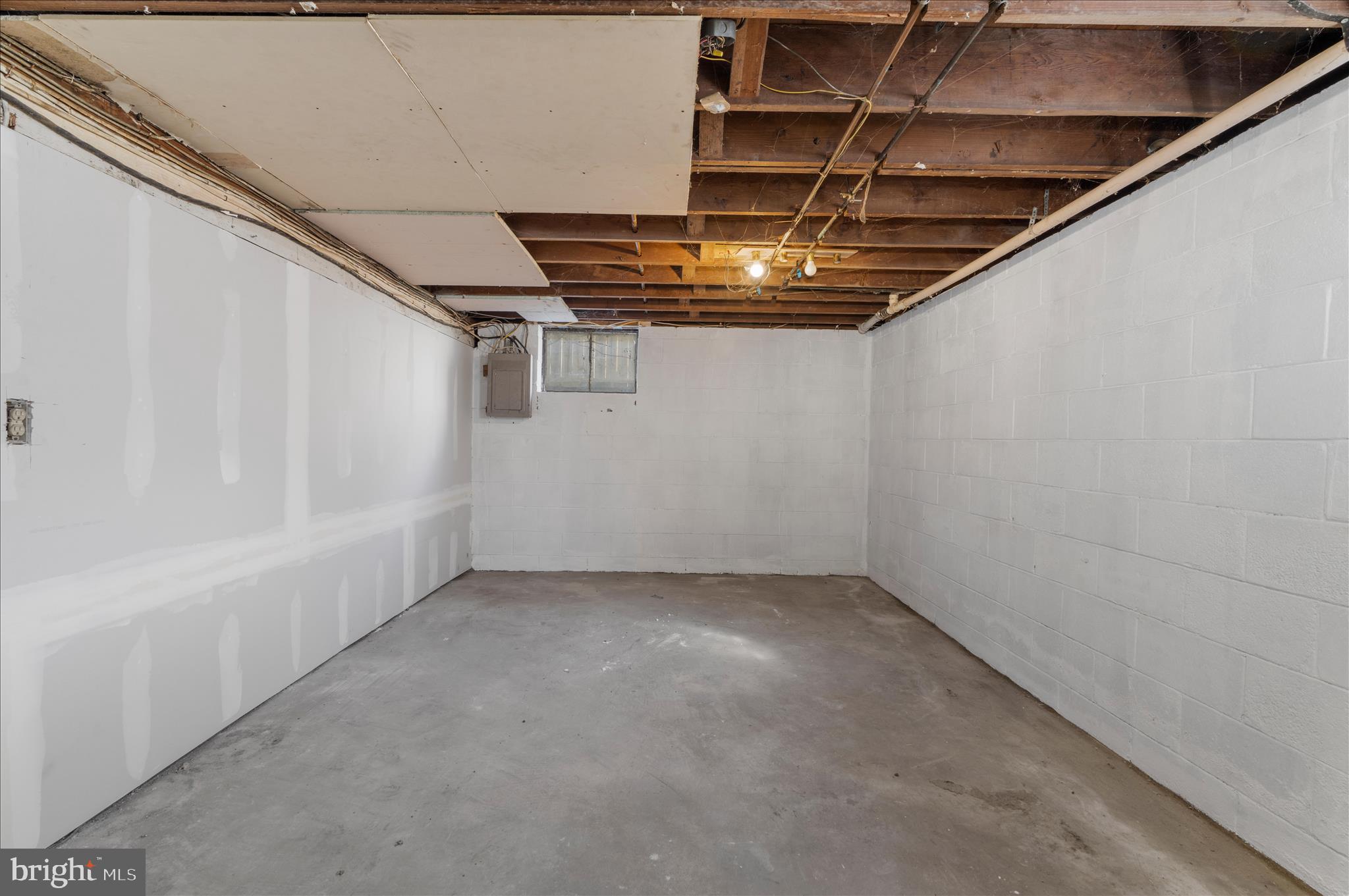 CLEARWATER BEACH - Residential Income