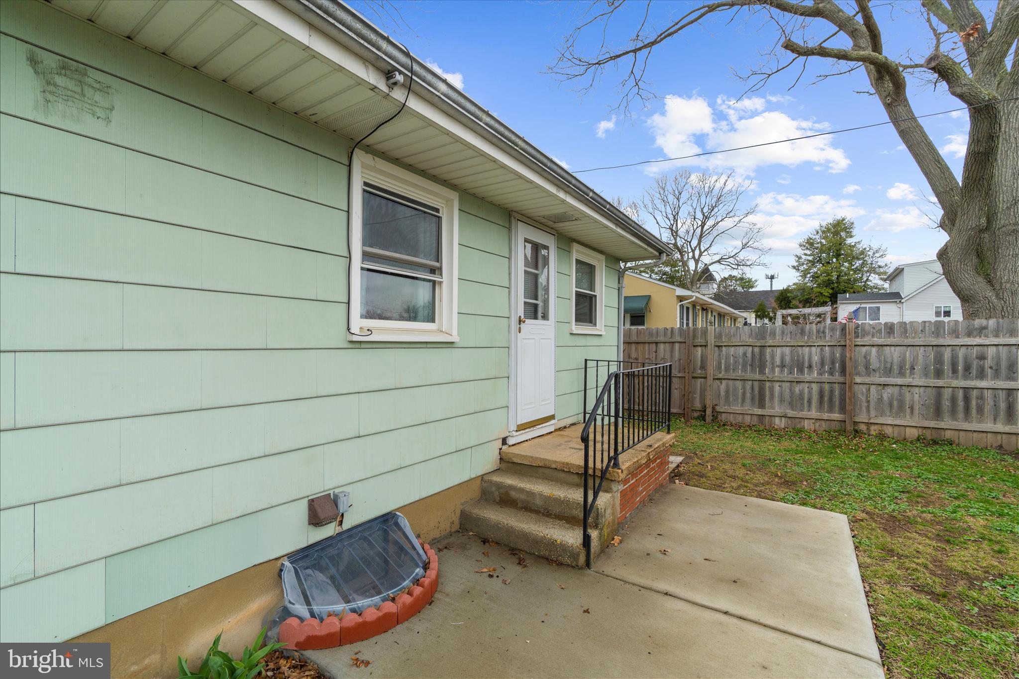 CLEARWATER BEACH - Residential Income