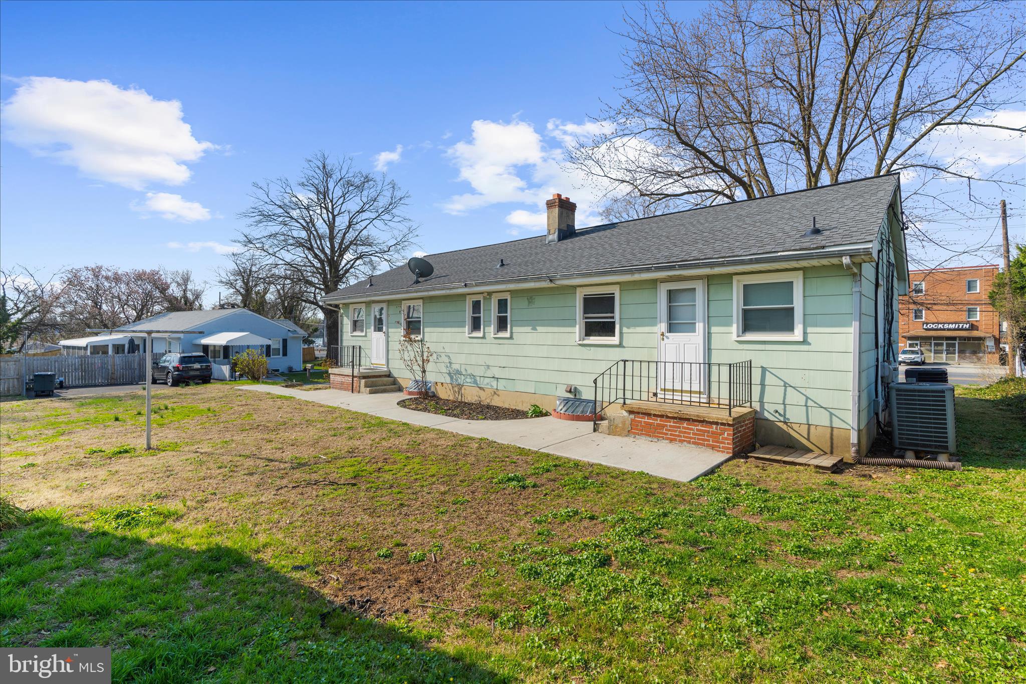 CLEARWATER BEACH - Residential Income