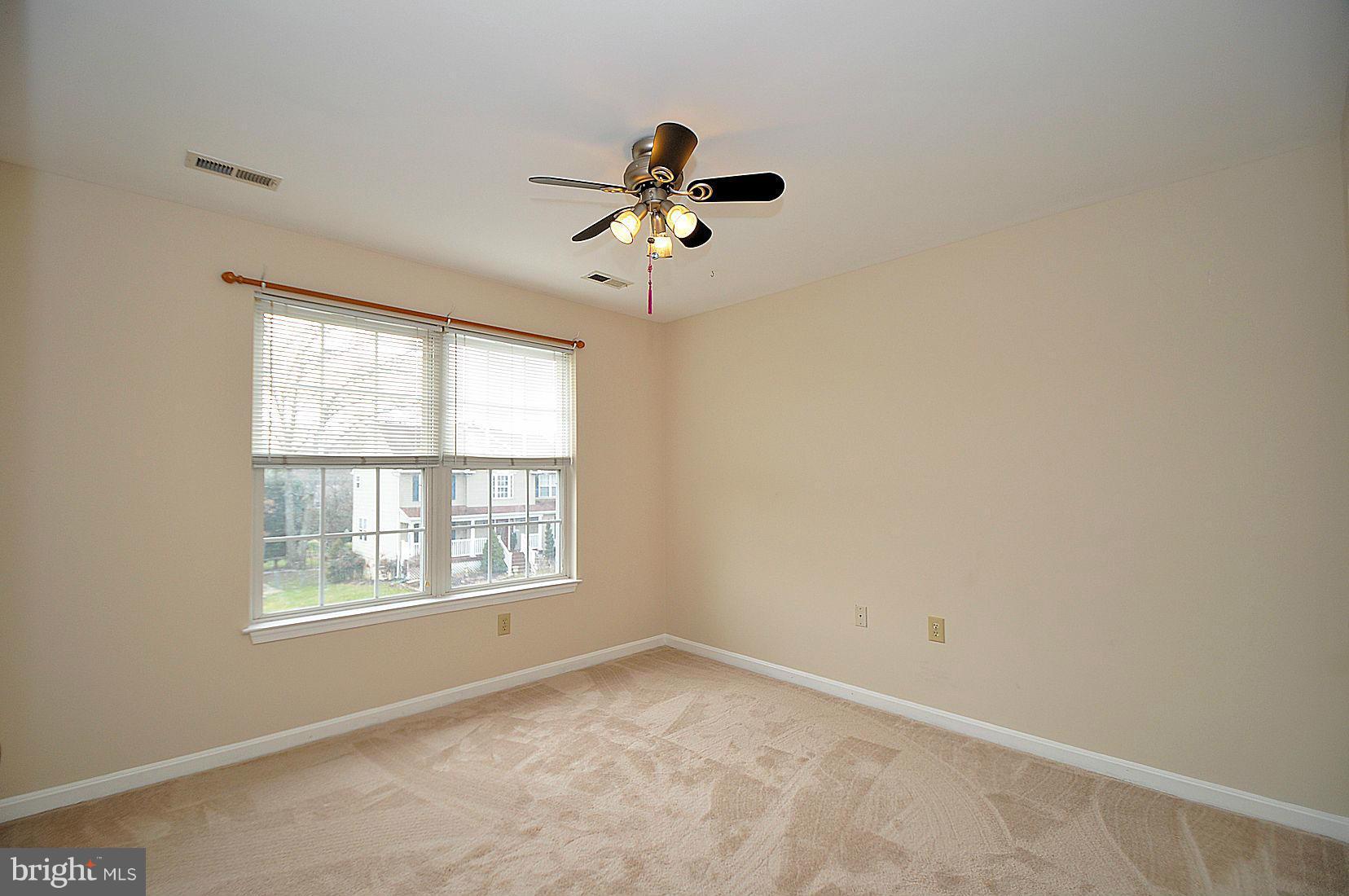 SELBY ON THE BAY - Residential