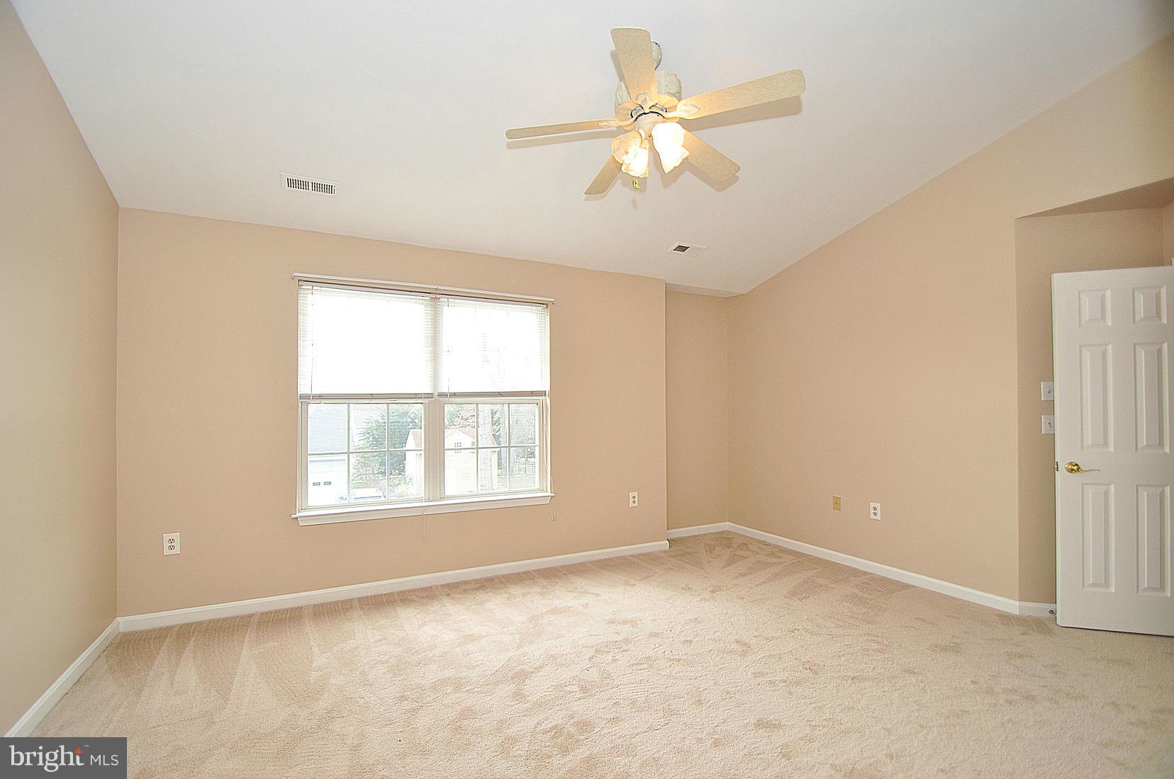 SELBY ON THE BAY - Residential