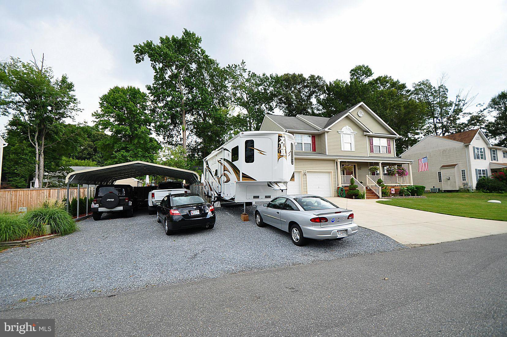 SELBY ON THE BAY - Residential