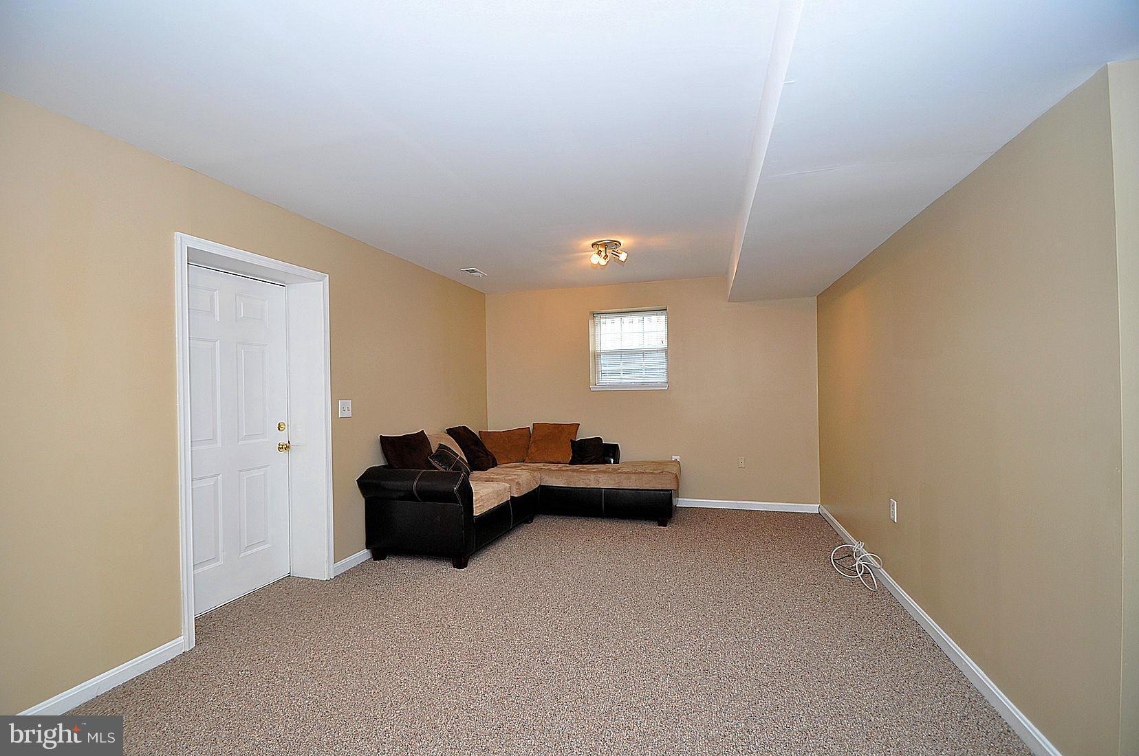 SELBY ON THE BAY - Residential