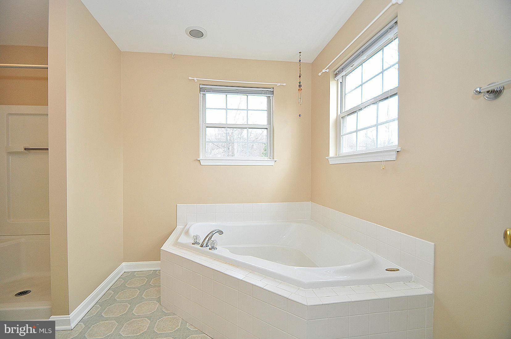 SELBY ON THE BAY - Residential