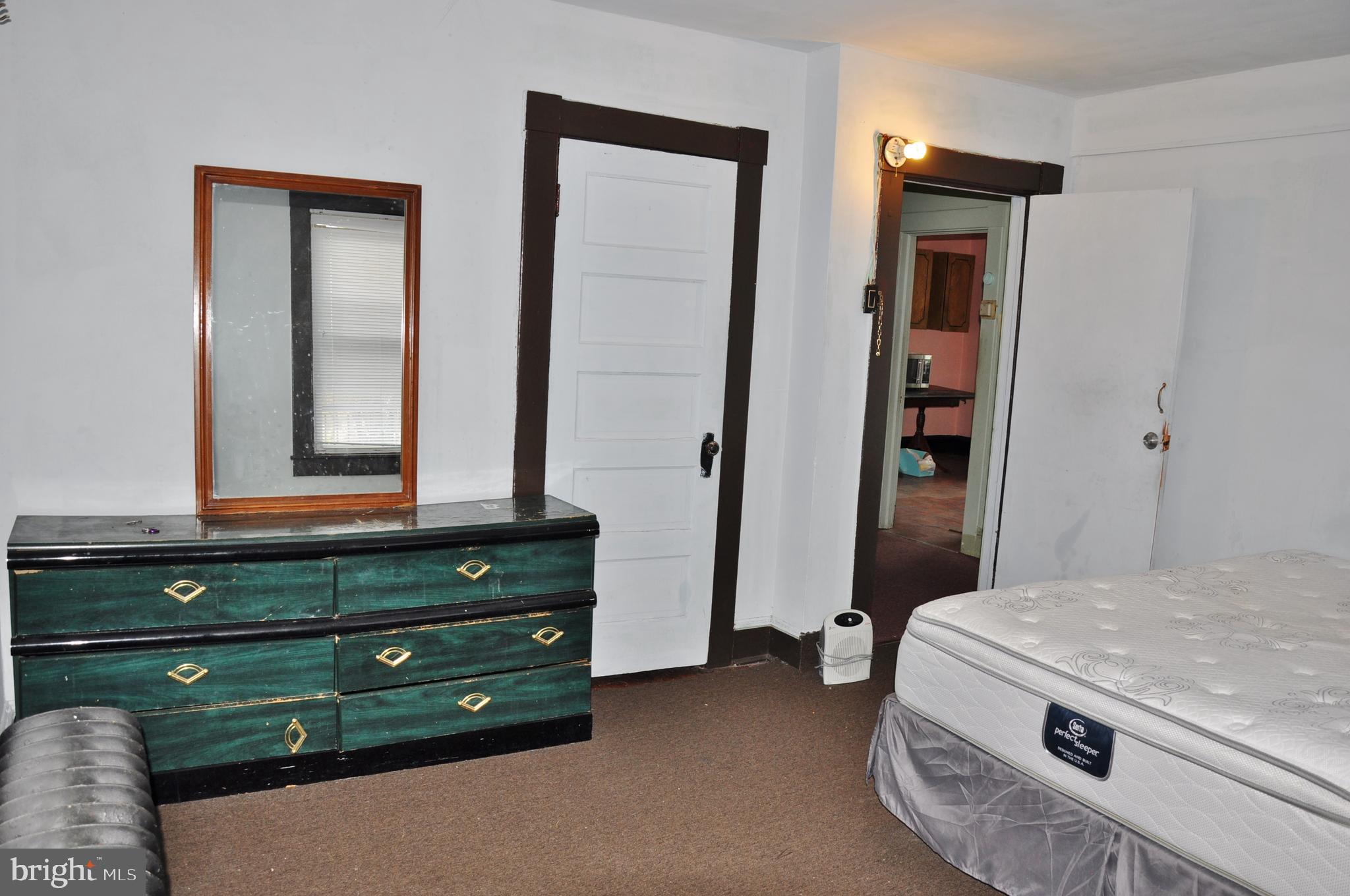 HOWARD PARK - Residential