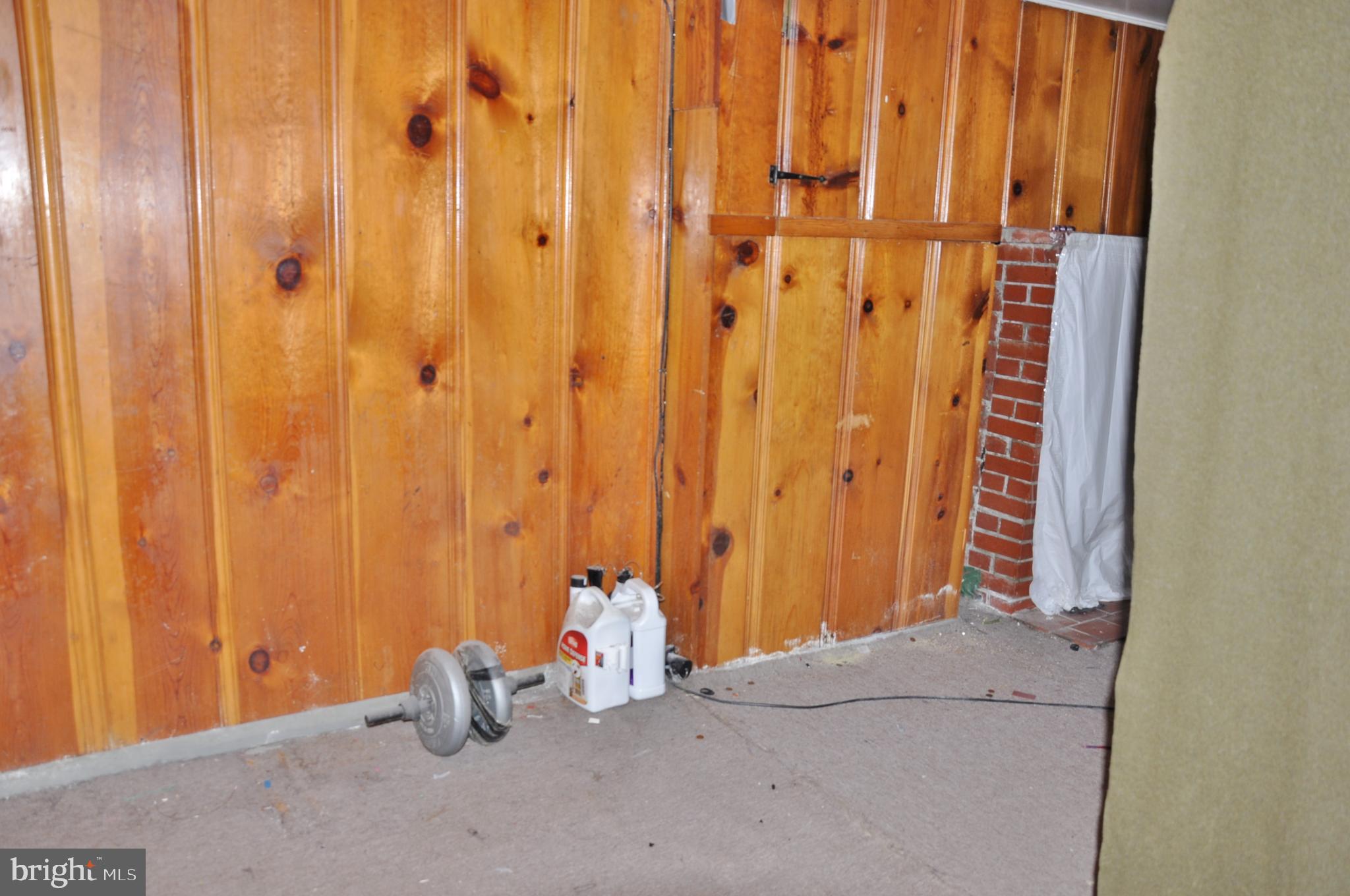 HOWARD PARK - Residential