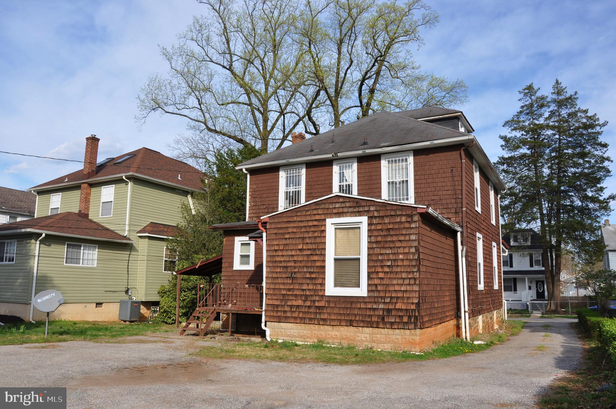 HOWARD PARK - Residential