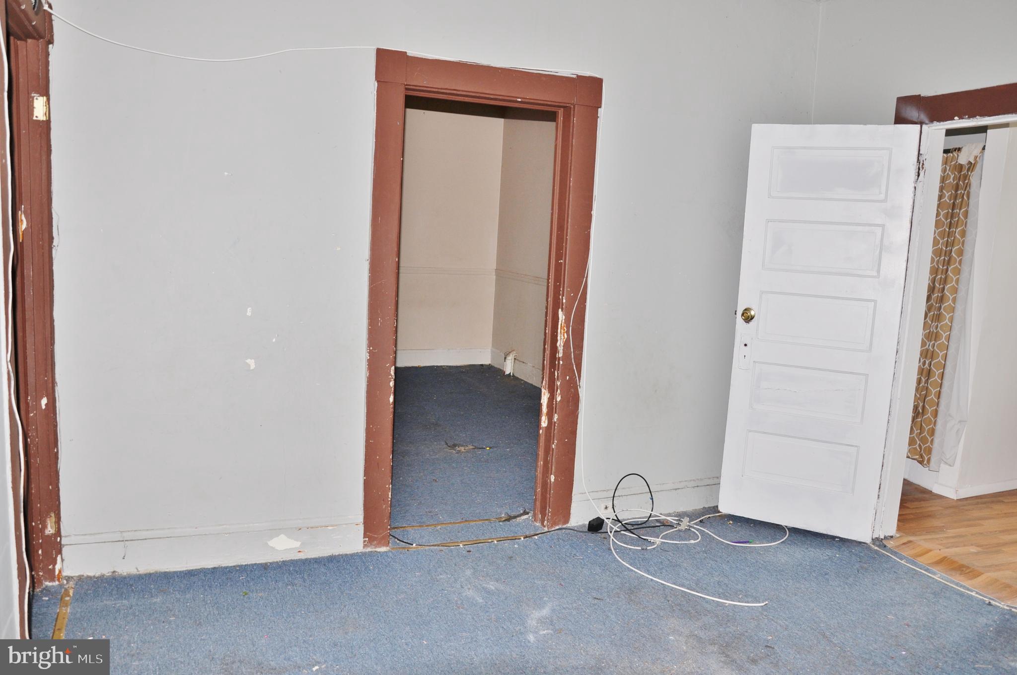 HOWARD PARK - Residential