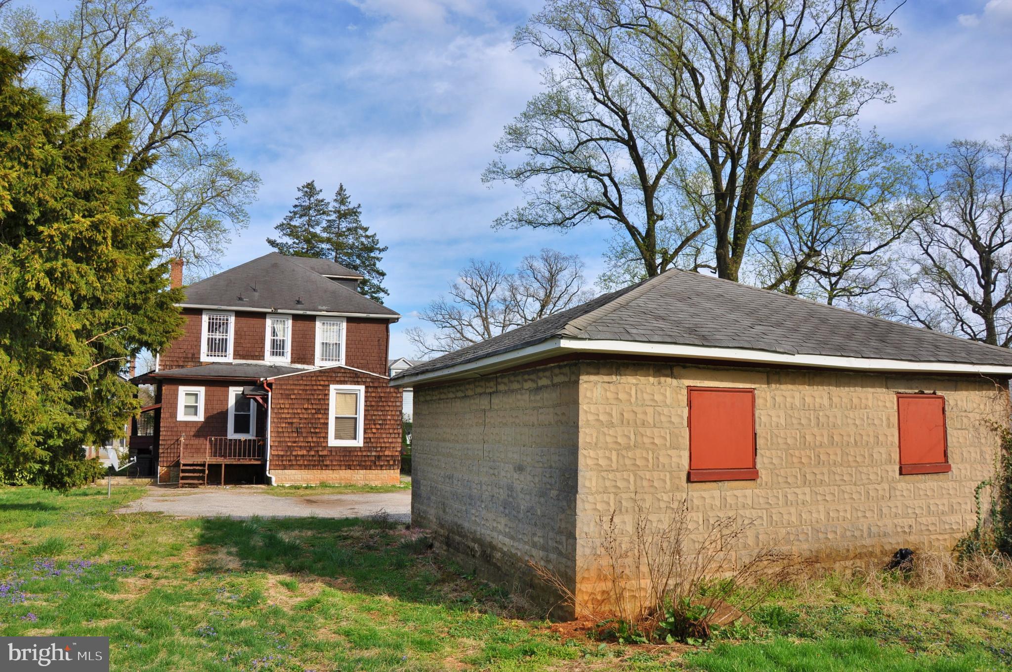 HOWARD PARK - Residential