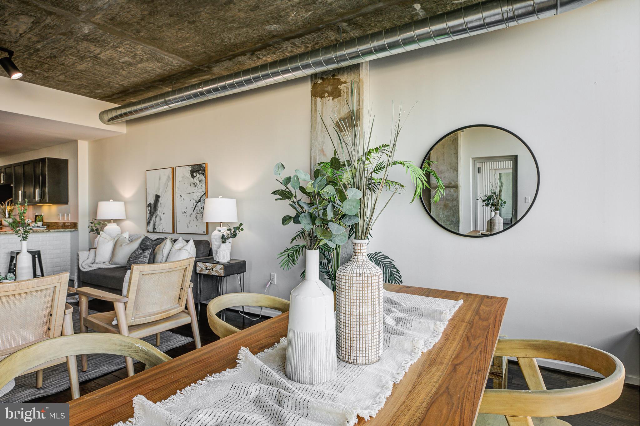 LOCUST POINT - Residential