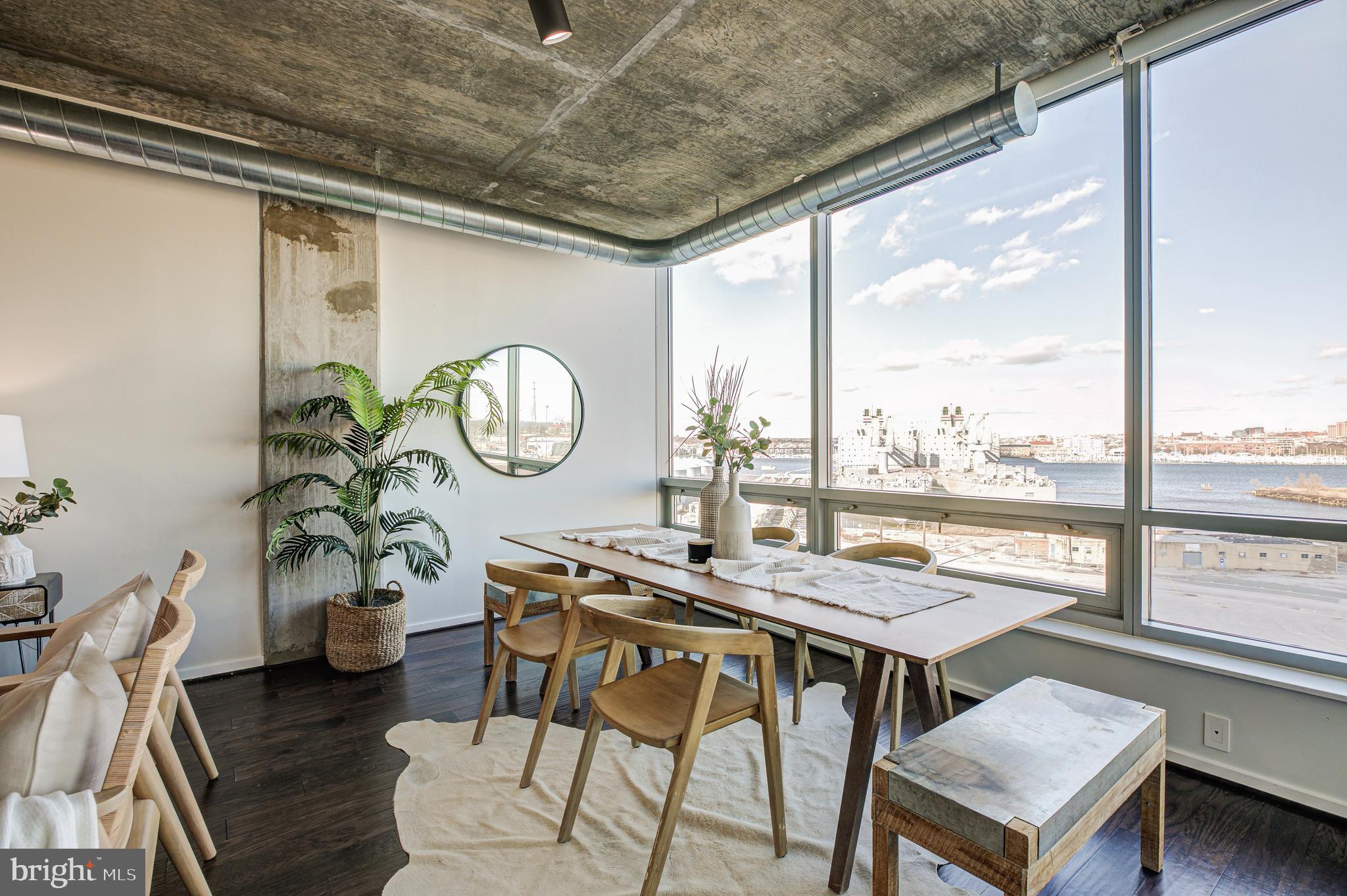 LOCUST POINT - Residential