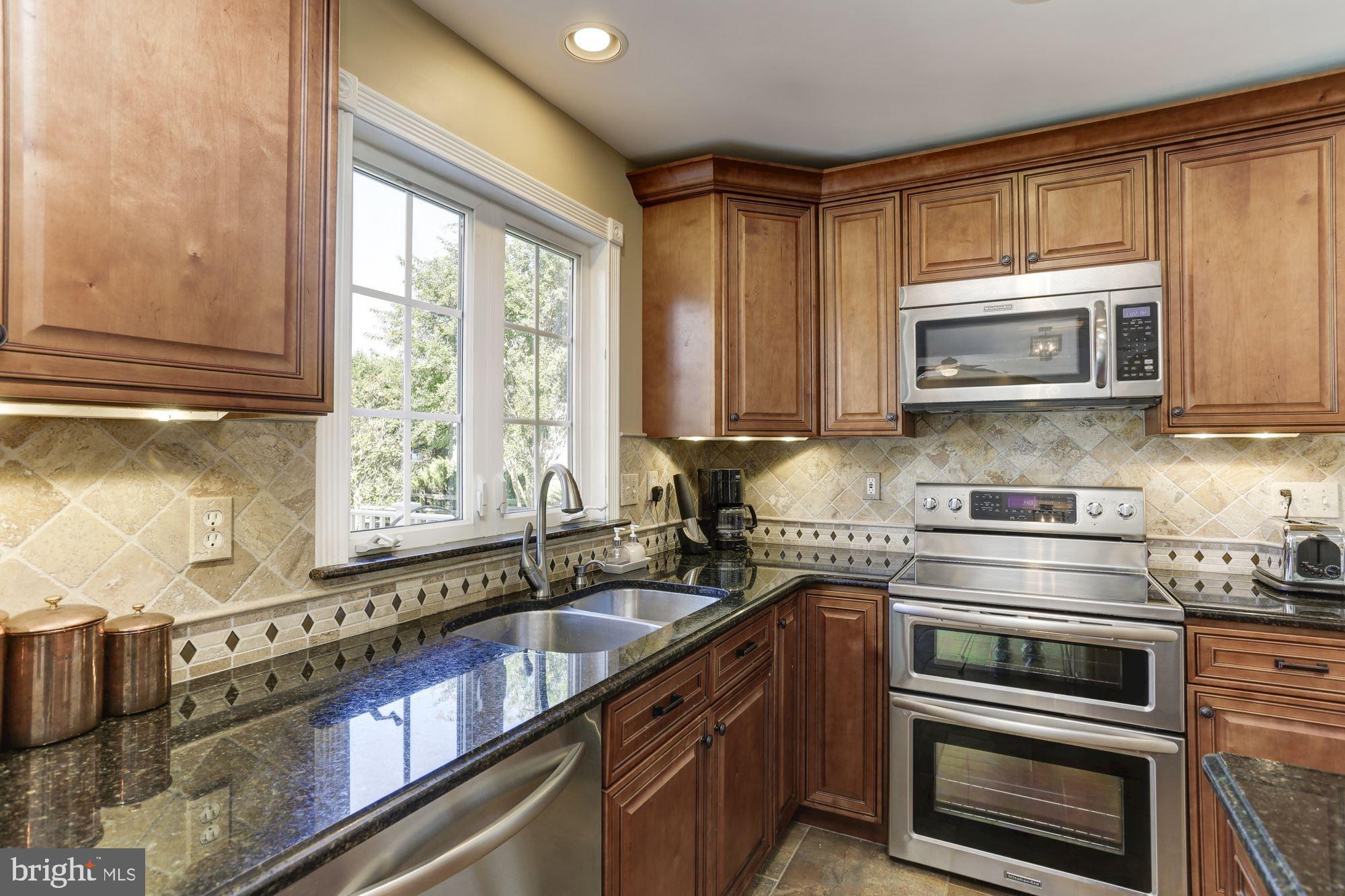 RESERVOIR OVERLOOK - Residential