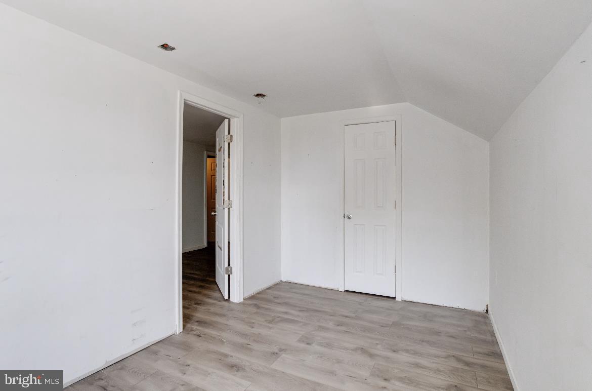 BOWLEYS QUARTERS - Residential