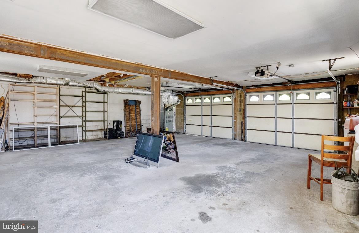 BOWLEYS QUARTERS - Residential