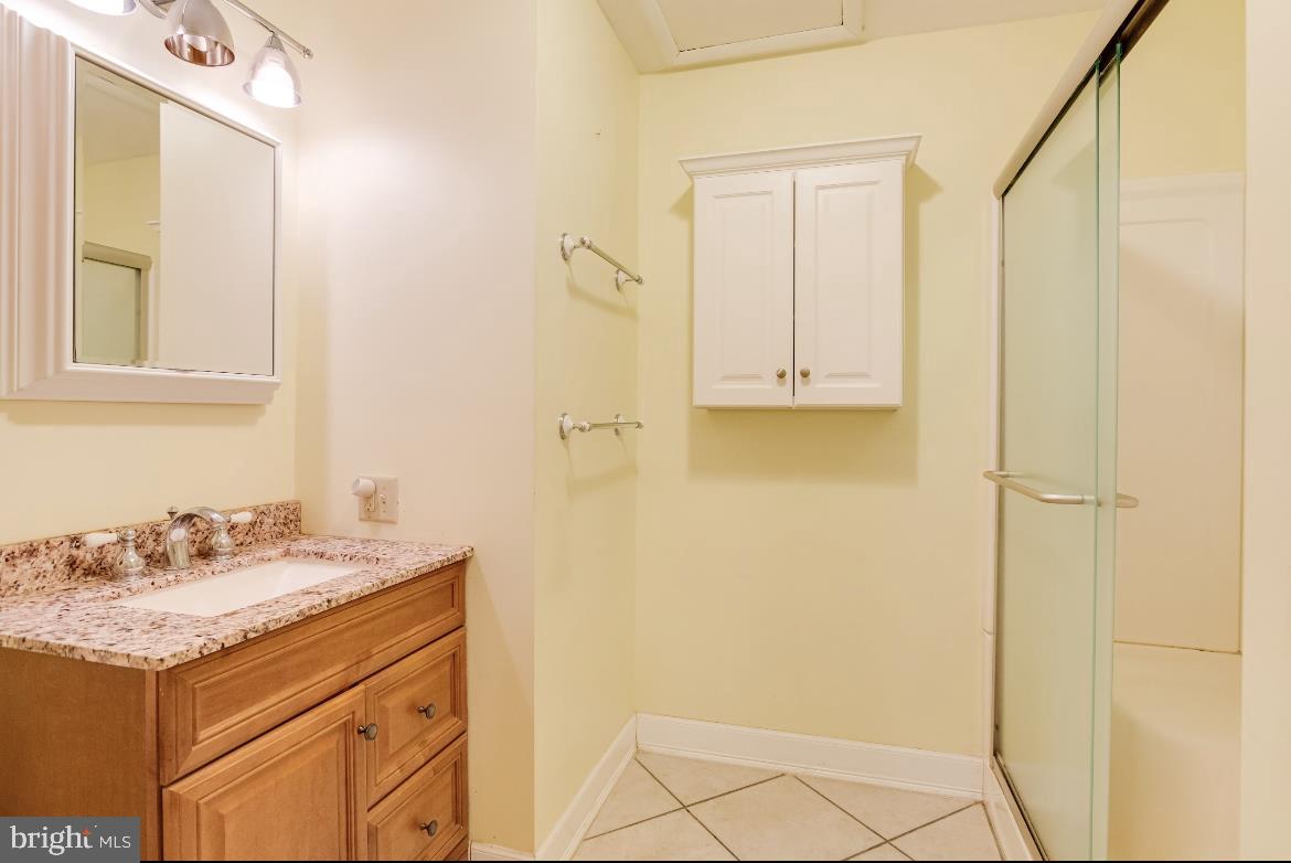 BOWLEYS QUARTERS - Residential