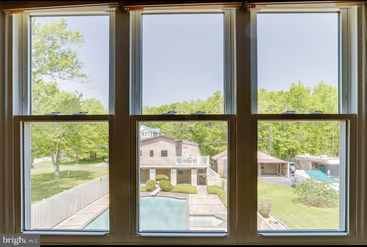 BOWLEYS QUARTERS - Residential