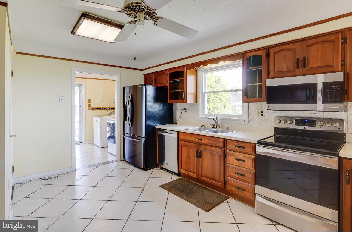 BOWLEYS QUARTERS - Residential