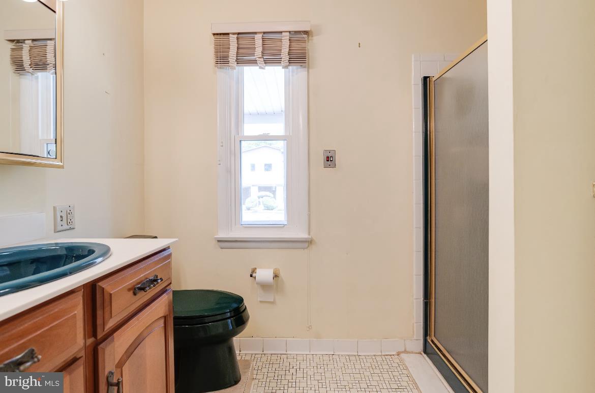 BOWLEYS QUARTERS - Residential