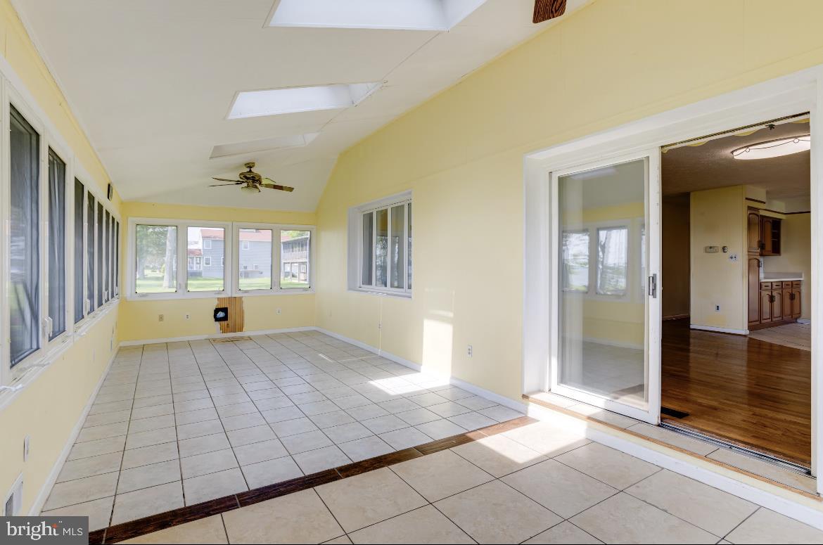 BOWLEYS QUARTERS - Residential