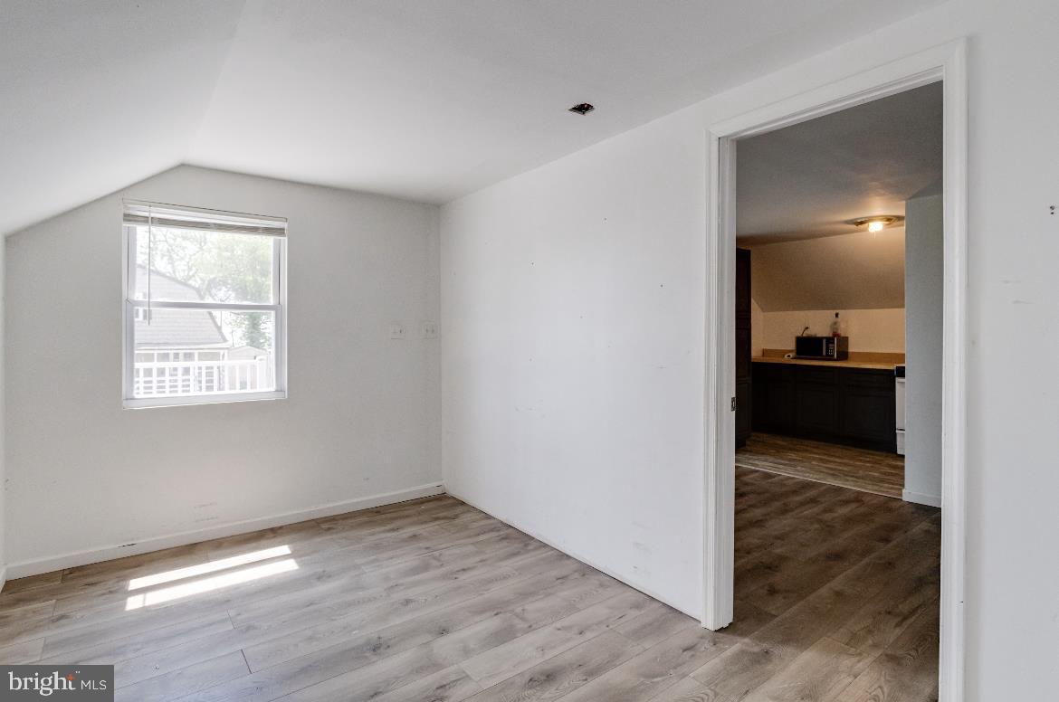 BOWLEYS QUARTERS - Residential