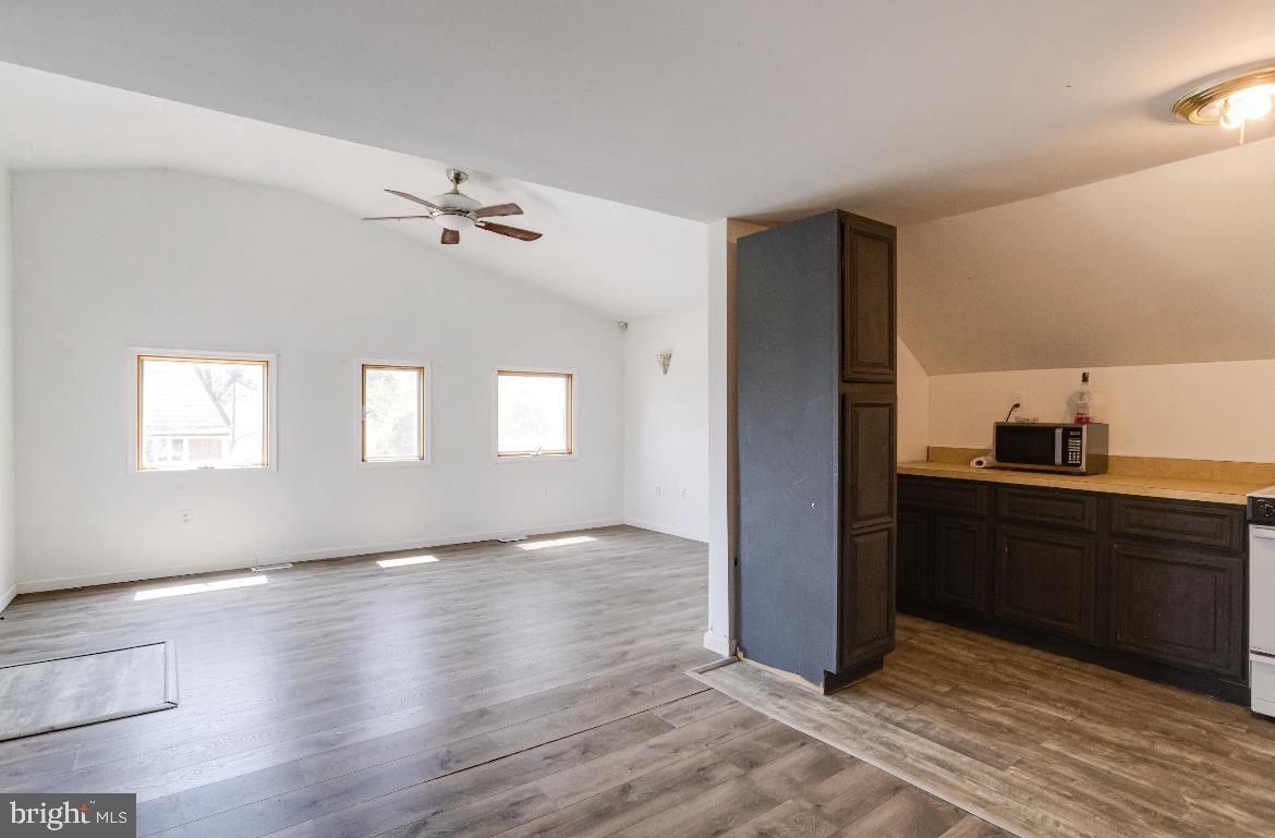 BOWLEYS QUARTERS - Residential