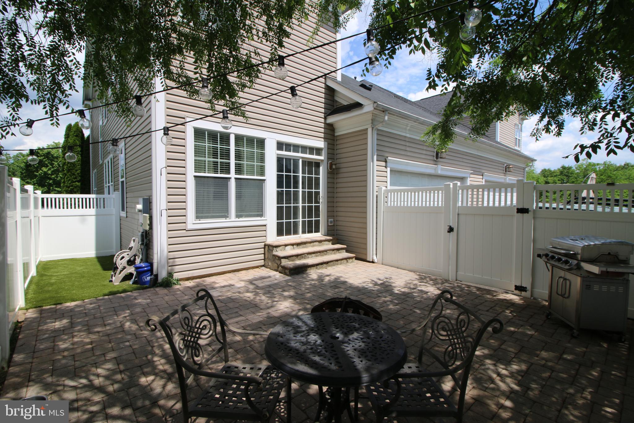 MEADOWS AT MORRIS FARM - Residential