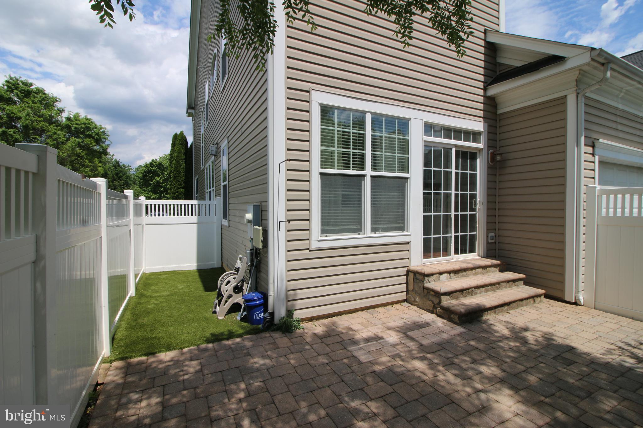 MEADOWS AT MORRIS FARM - Residential