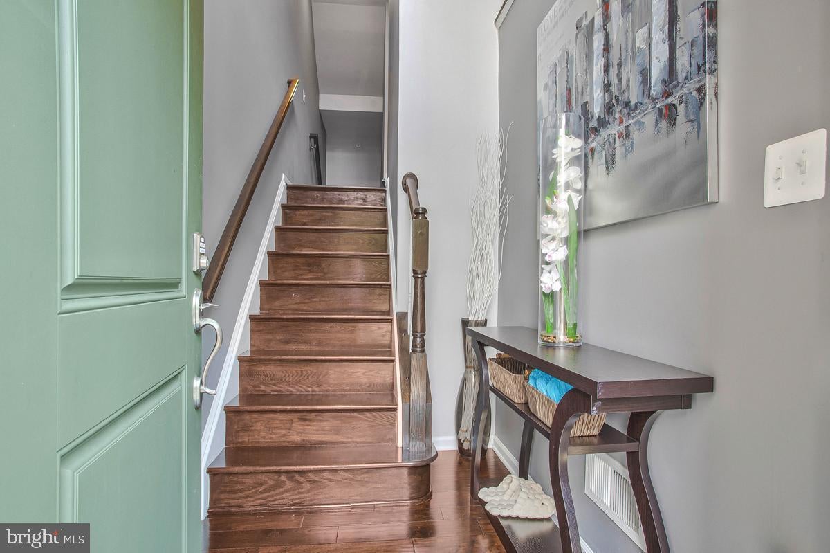 10805 LARIAT WAY