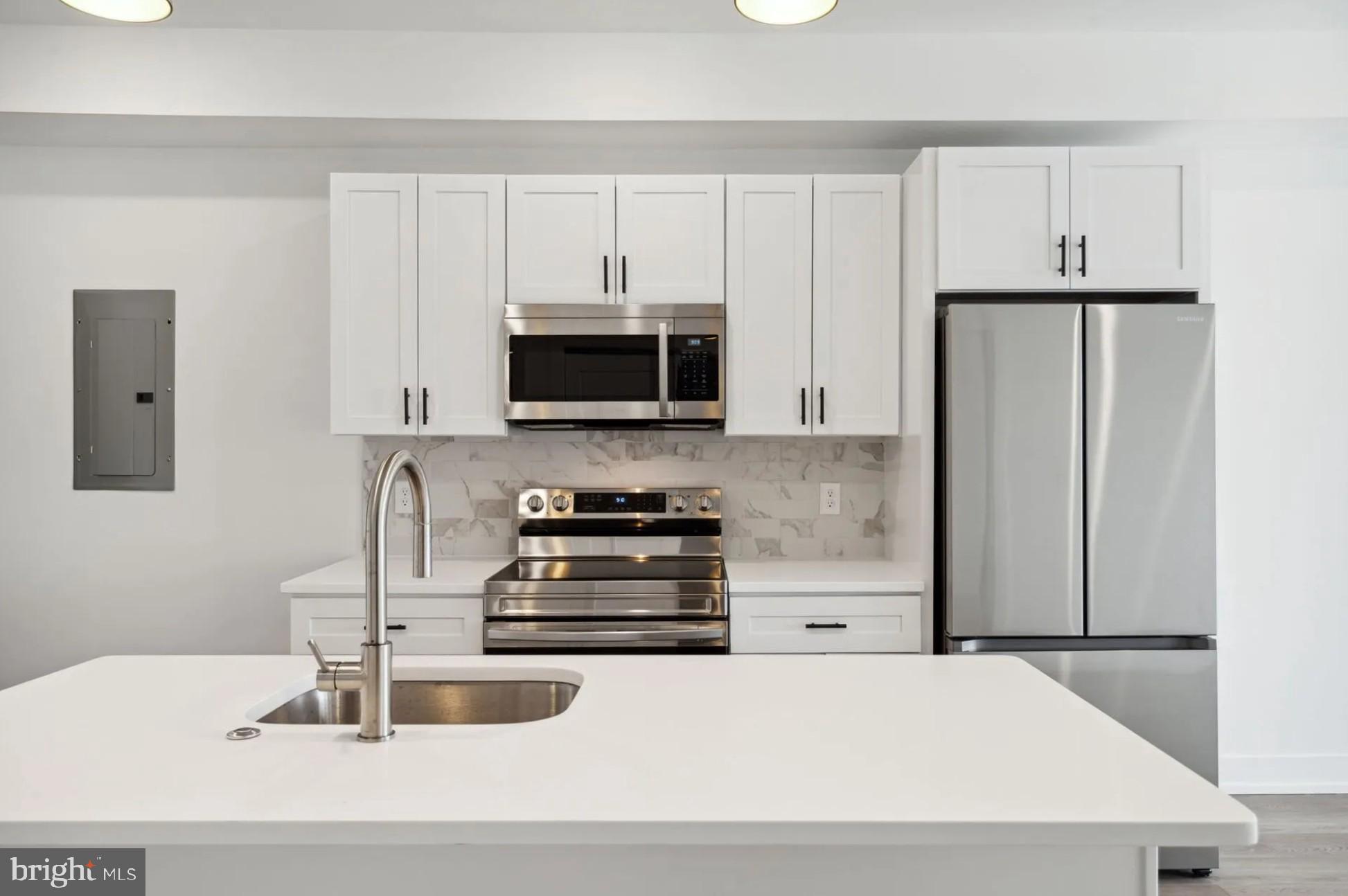 FRANCISVILLE - Residential Lease