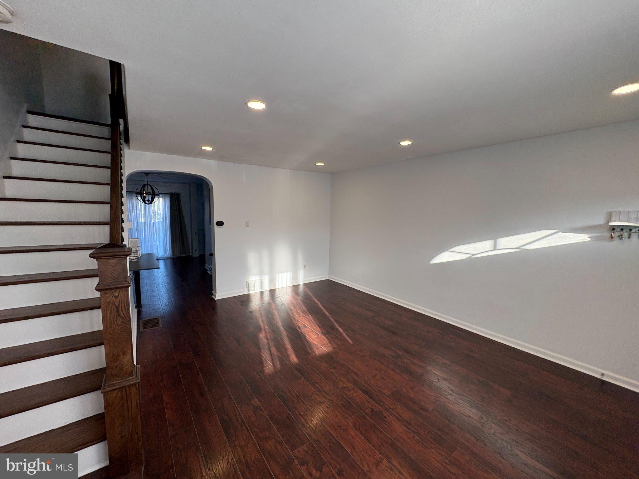 4543 PENNYPACK STREET