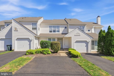 Condo For Sale - 36 Banbury Court<br/> SOUTHAMPTON, PA 18966