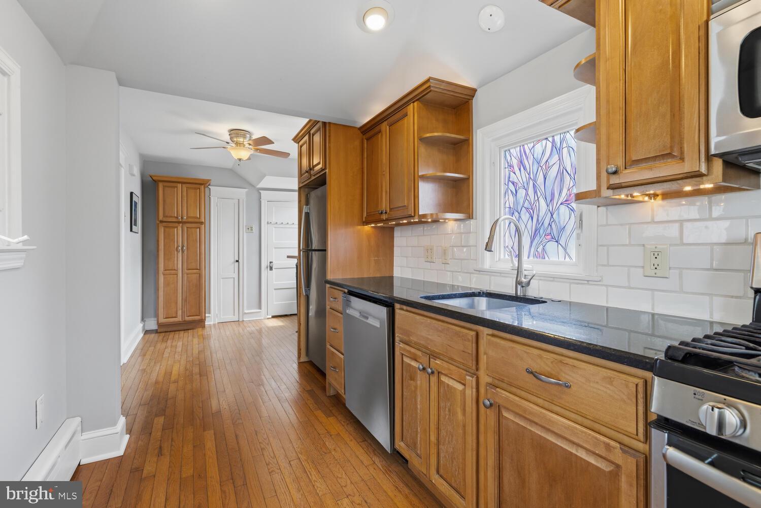 WYNNEWOOD PARK - Residential