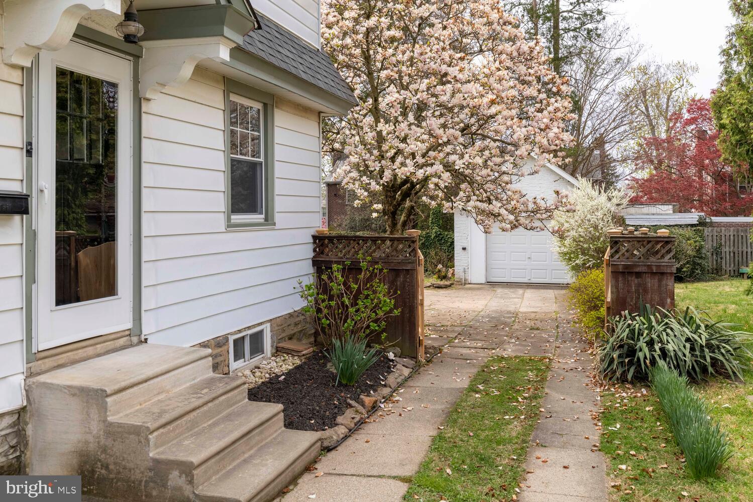 WYNNEWOOD PARK - Residential