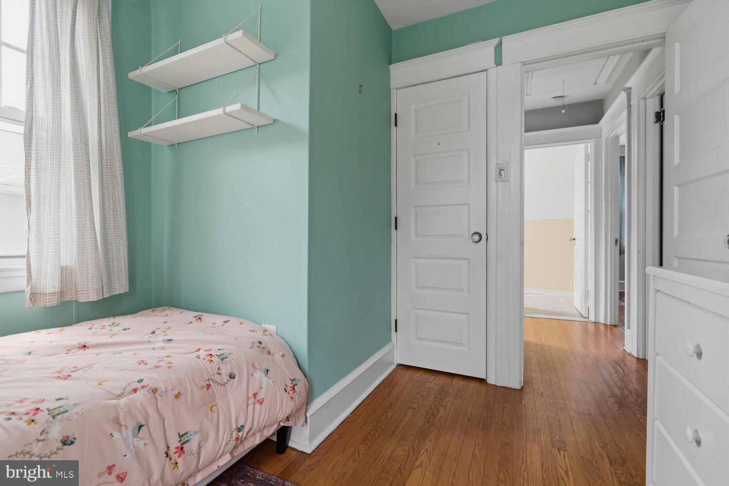 WYNNEWOOD PARK - Residential