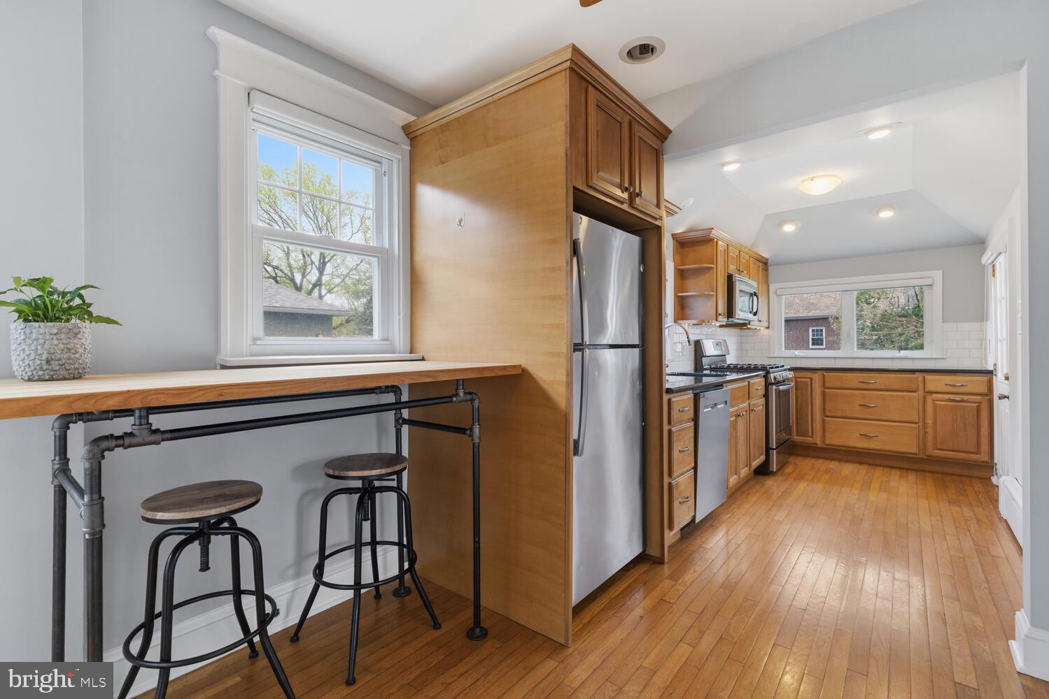 WYNNEWOOD PARK - Residential